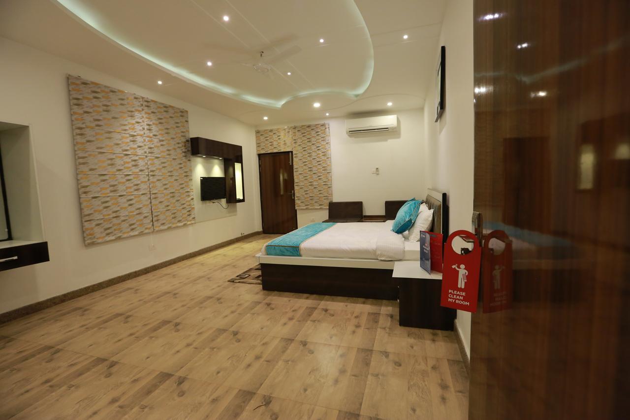 Oyo 8837 Hotel Surya Galaxy Kanpur Exteriör bild