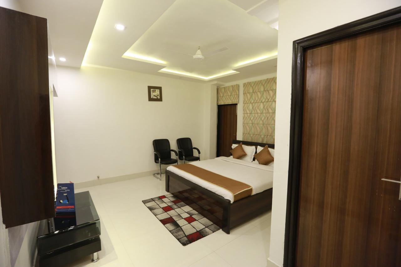 Oyo 8837 Hotel Surya Galaxy Kanpur Exteriör bild