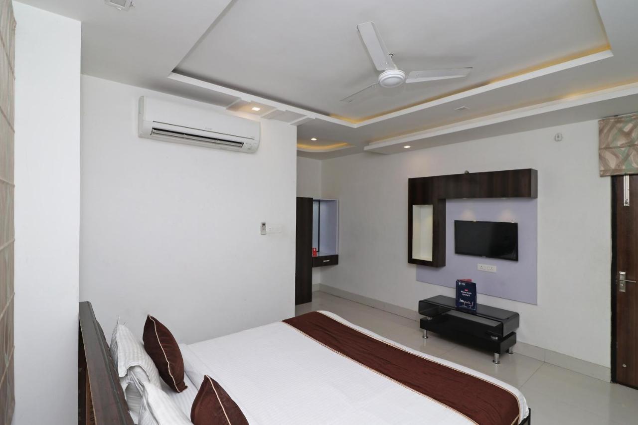 Oyo 8837 Hotel Surya Galaxy Kanpur Exteriör bild