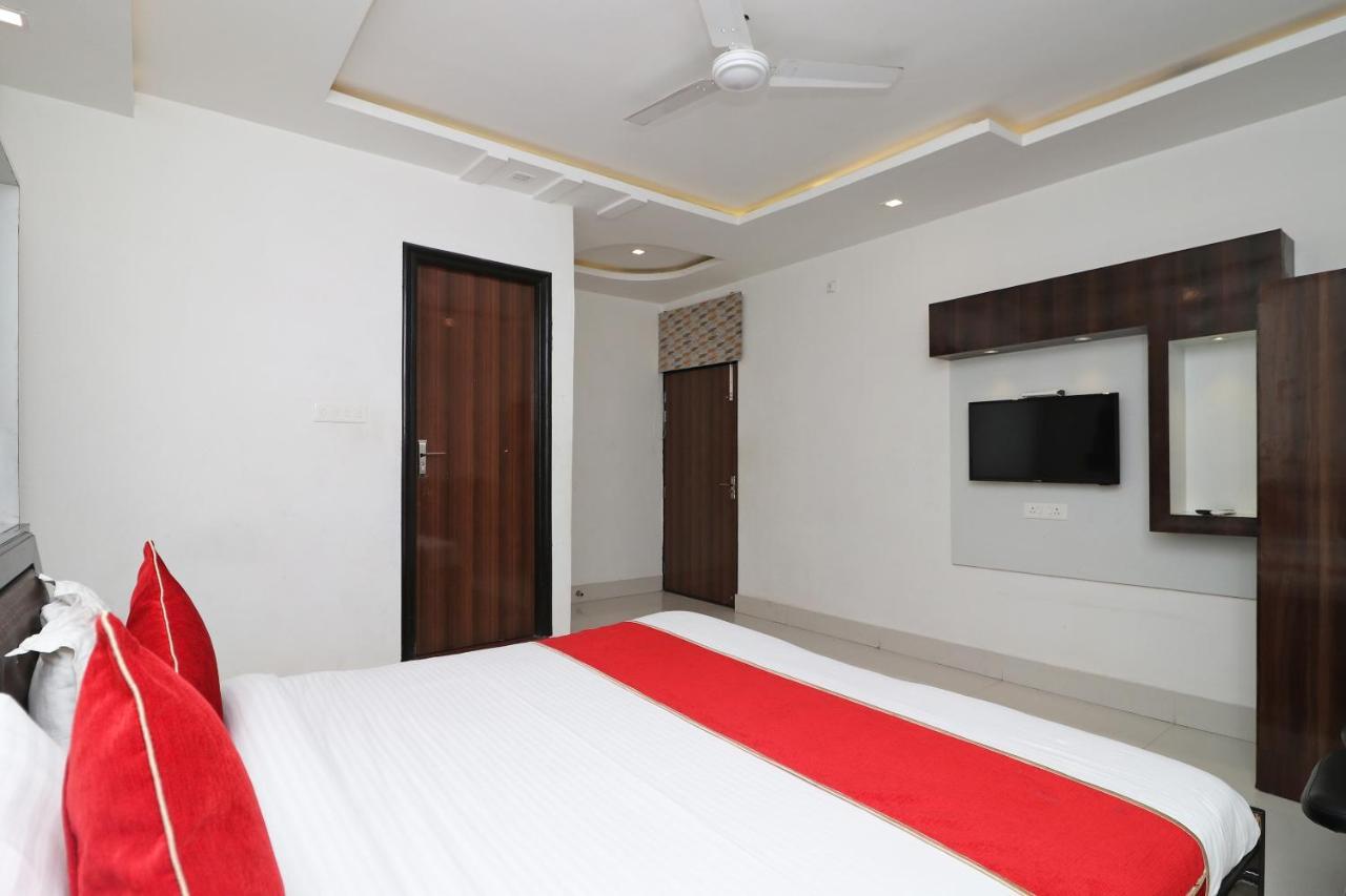Oyo 8837 Hotel Surya Galaxy Kanpur Exteriör bild